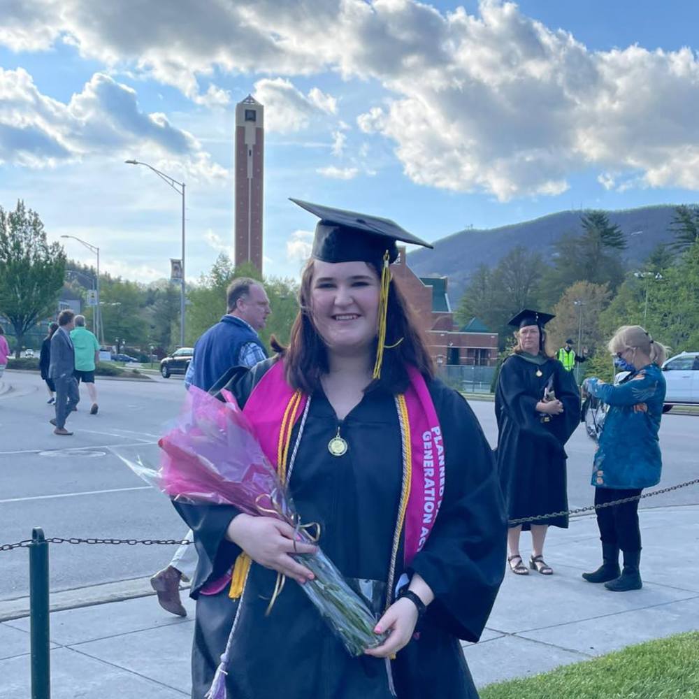 Meet your Posher, Maggie